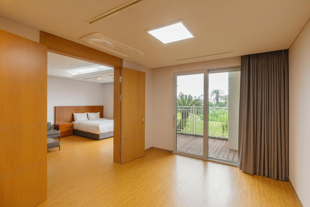 Hotel Sono Calm Jeju Seogwipo Esterno foto