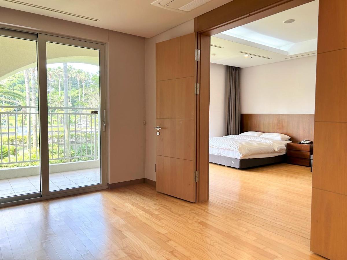 Hotel Sono Calm Jeju Seogwipo Esterno foto