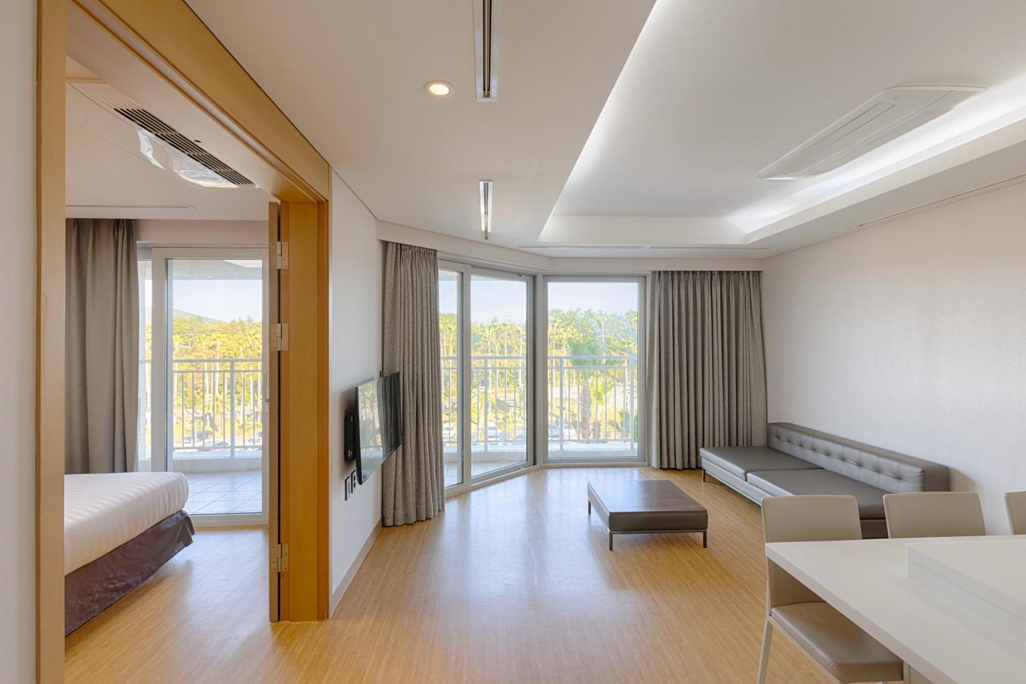 Hotel Sono Calm Jeju Seogwipo Esterno foto
