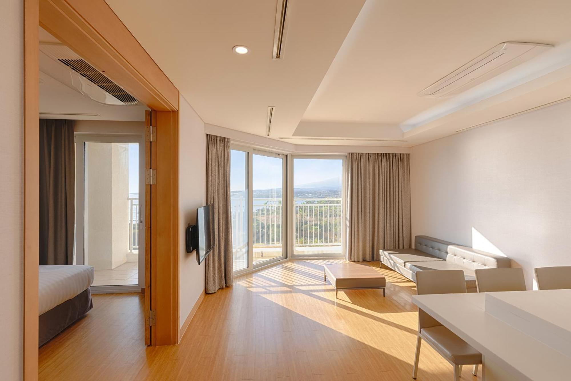 Hotel Sono Calm Jeju Seogwipo Esterno foto